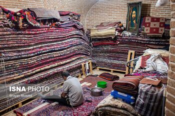 Qazvin Carpet 8-Shayan Moazed-WikiRug.jpg