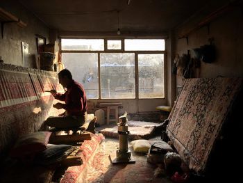 Tabriz Carpet Bazaar 1-Shirin Nezafati-WikiRug.jpg